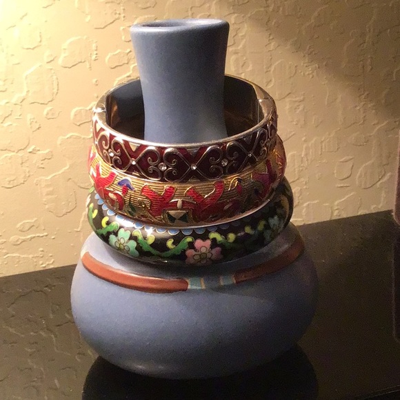 Beautiful Enamel Bracelets - Picture 2 of 2